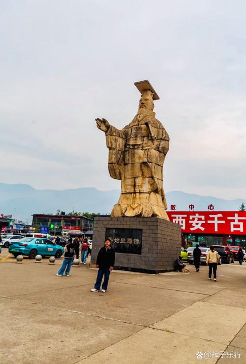 园林雕塑：提升户外空间的艺术感与层次感